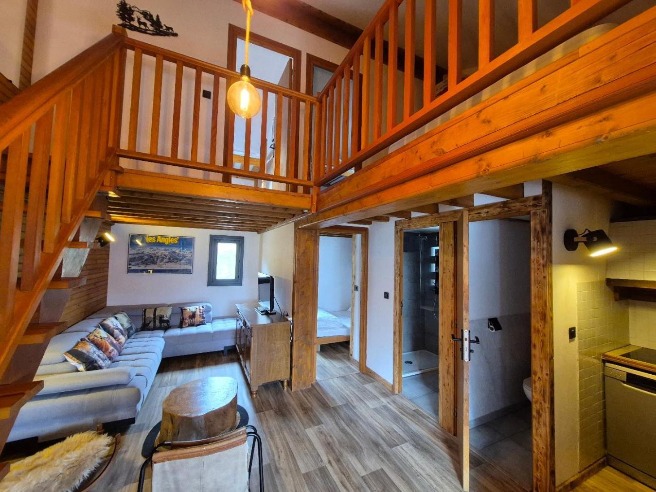 Chalet 8 Couchages A 100M Du Bas Des Pistes Et Commerces Les Angles  Exterior photo